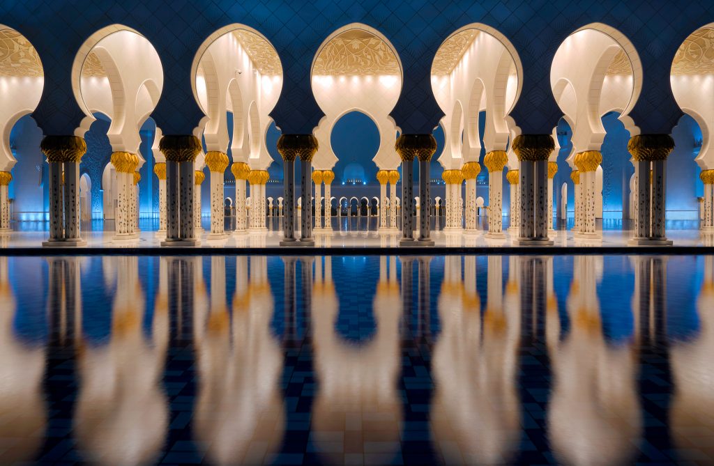 Grand Mosque by Piers van der Merwe