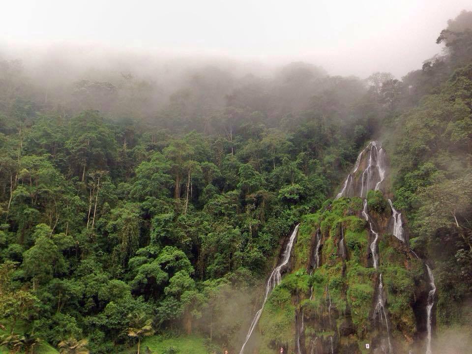 Chasing Waterfalls, Colombia