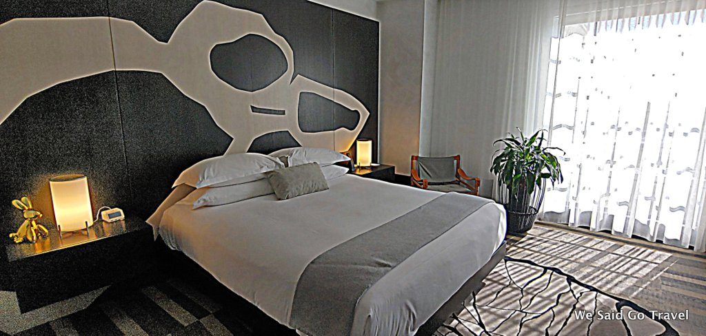 Kimpton La Peer Hotel Bedroom by Lisa Niver